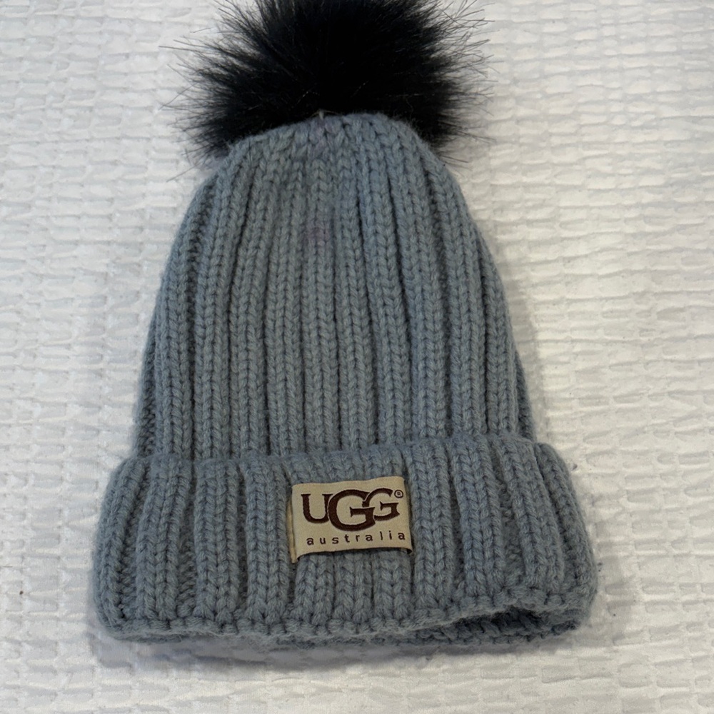 UGG Kids Gray Knit Hat with Black Pom